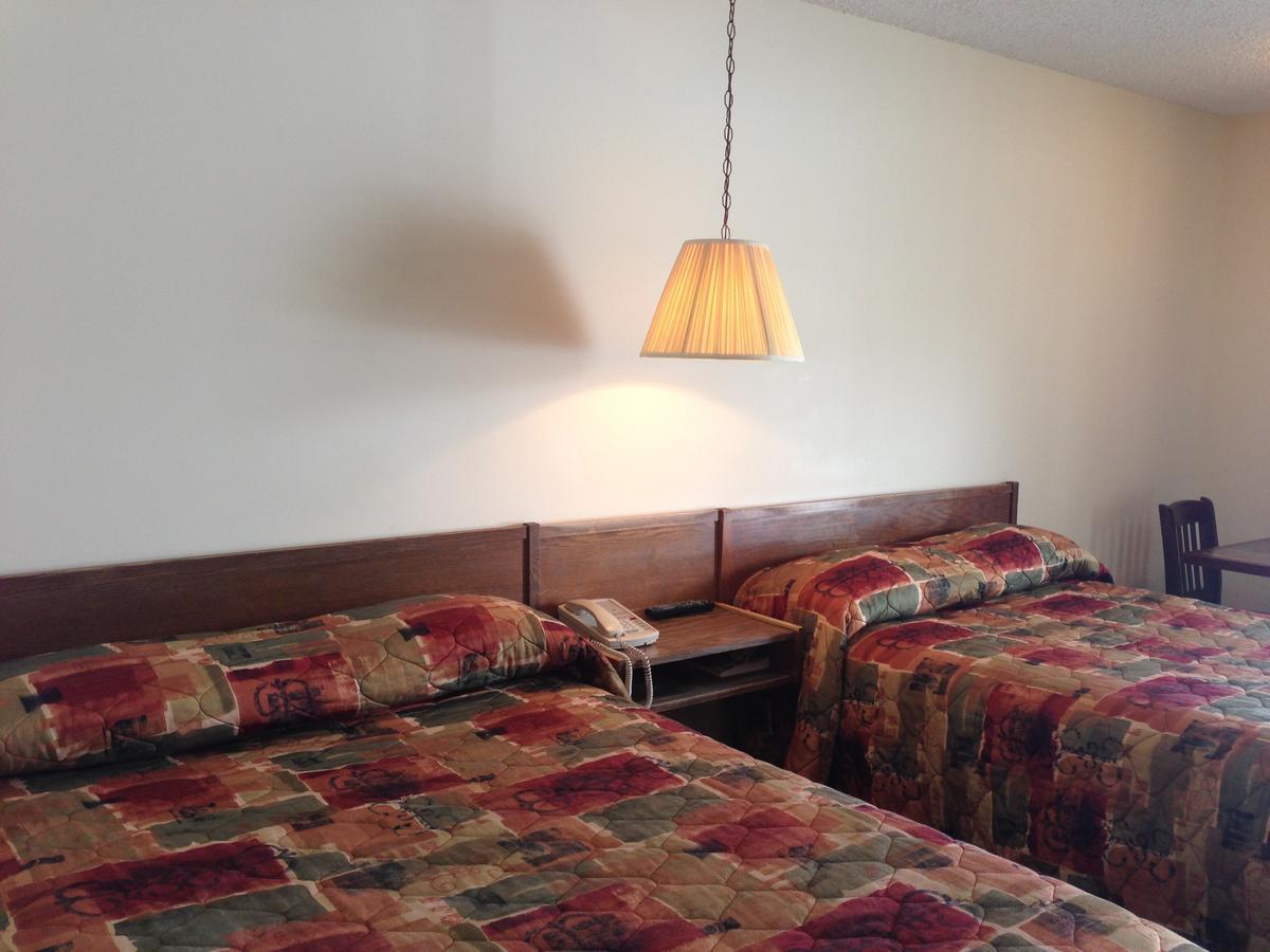 High River Motor Motel Exterior photo