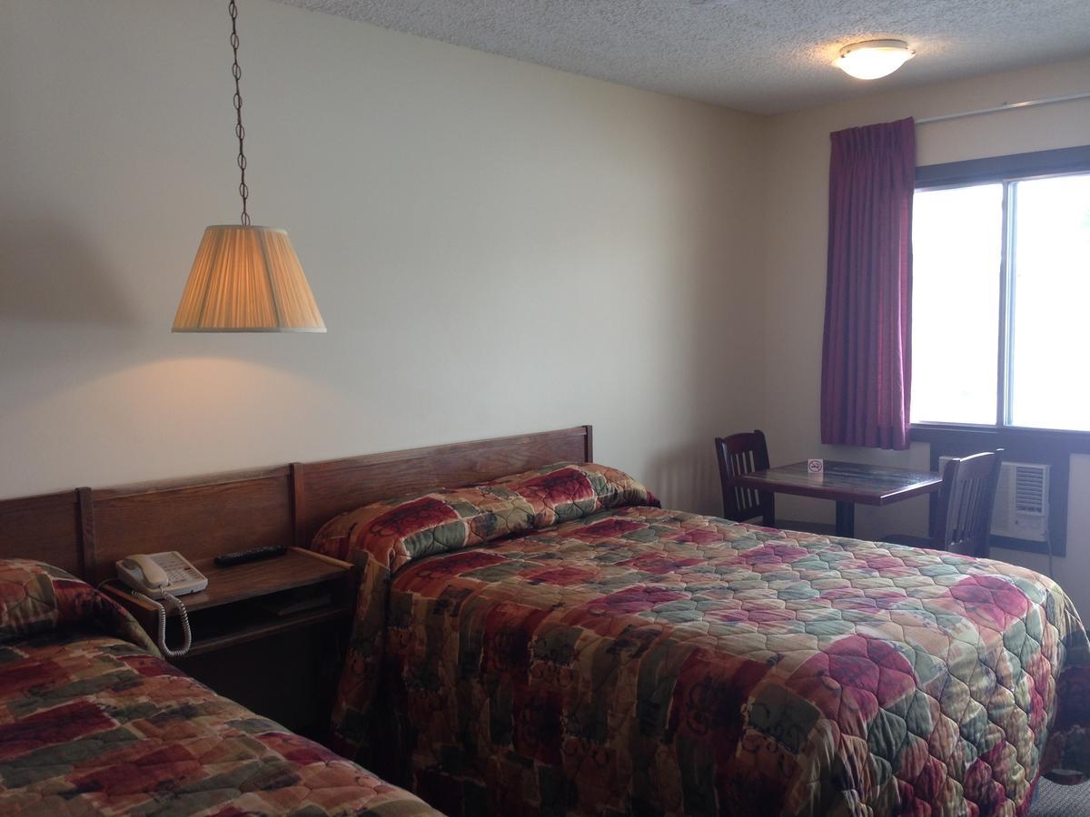 High River Motor Motel Exterior photo